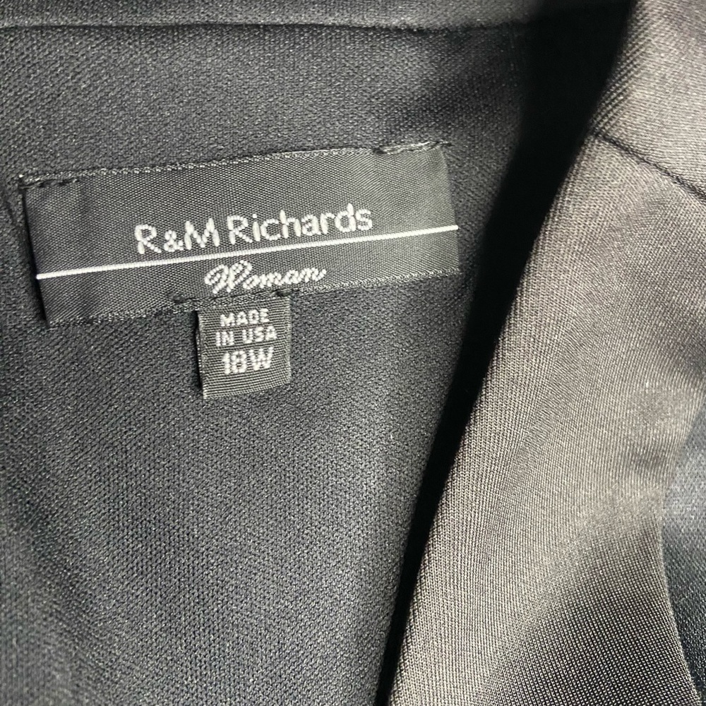 NWT R&M Richards Sleeveless Scoop Neck Black & White Ribbed Cocktail Dress: BB74 - Picture 3 of 15